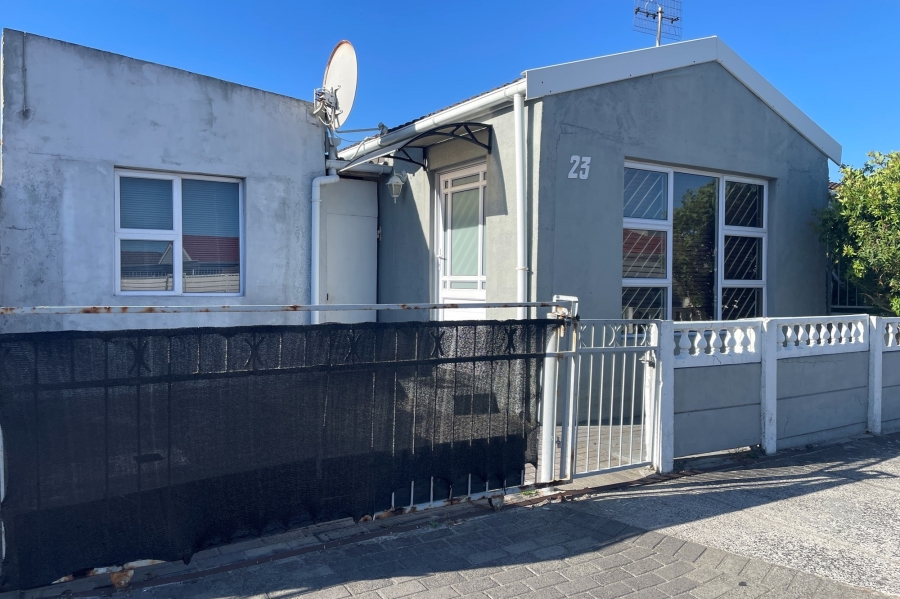 3 Bedroom Property for Sale in Portlands Western Cape